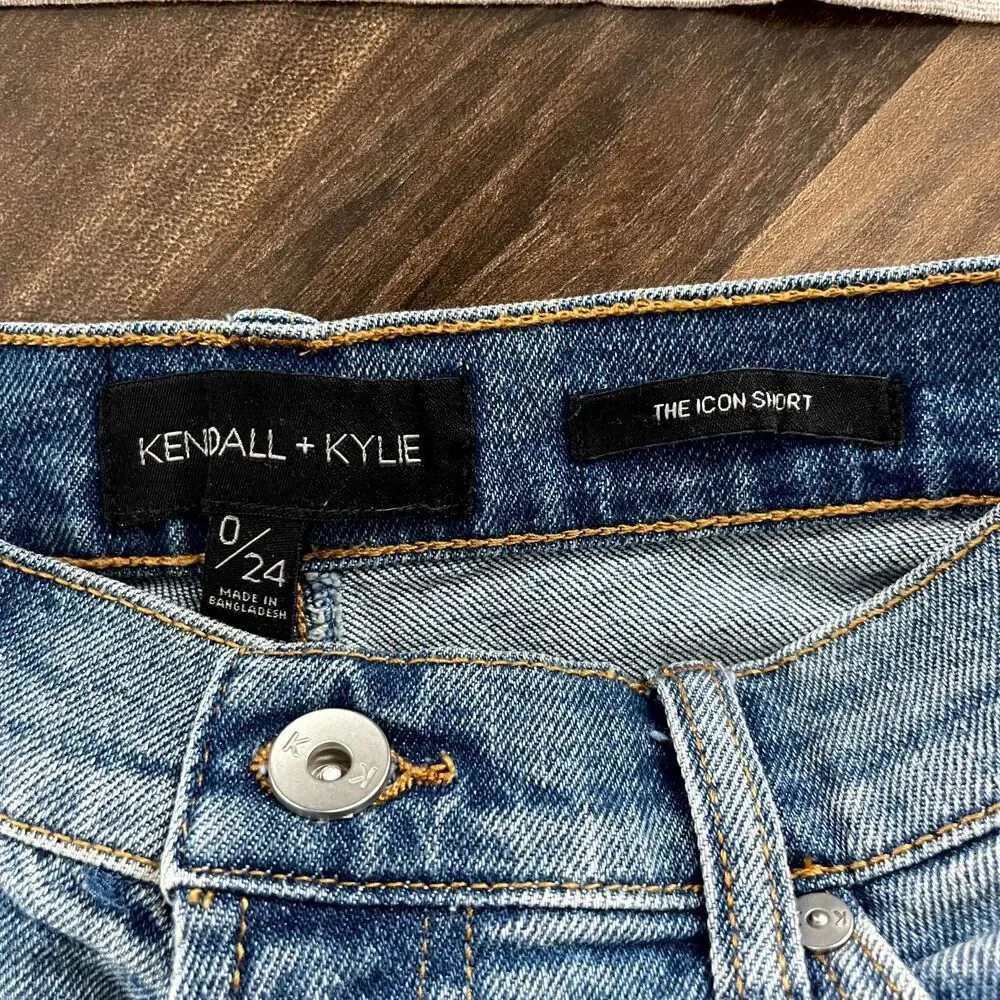 Kendall Kylie The Icon Short‎ Distressed Denim Cutoff Shorts Womens Size 0 24